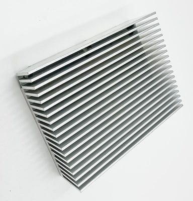 Fotovoltaik İnvertör için CNC İşleme Metal Parçaları Alüminyum Soğutucu